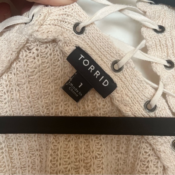 Torrid Open Knit Cardigan Size 1 Cream color - Picture 4 of 4